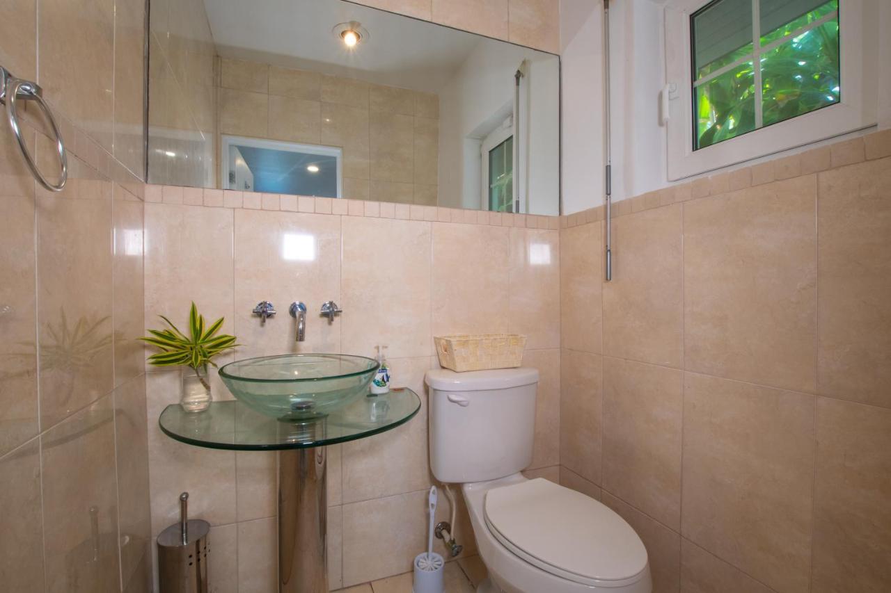 Caprice 9 - Oceanfront Villa - Gated Community With Pool Nassau Exterior photo